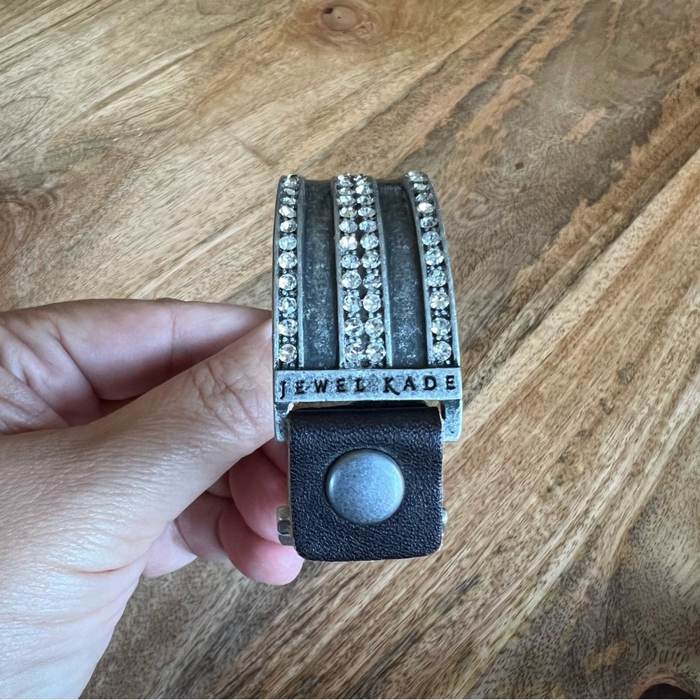 Jewel Kade Pewter, Rhinestone and Leather Bracelet. - Picture 4 of 9